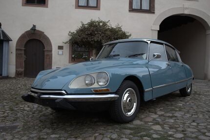 Citroen DS 89.000 km 24.900 € Leipzig 04158