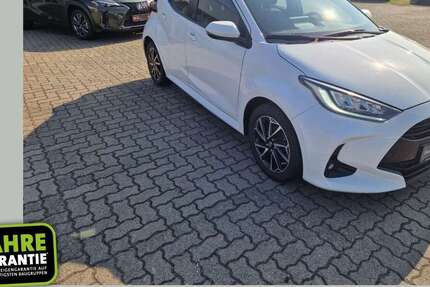 Toyota Yaris 64.992 km 14.340 &euro; Halle 06130