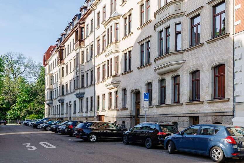 Wohnung zum Kaufen in Leipzig 595.000 € 155.71 m²