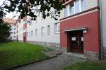 Schöne 2-Zi.-Wohnung mit Balkon, Bad mit Fenster im Grünen