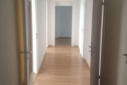 Wohnung Halle Damaschkestraße - 3 Zimmer, 83 m&sup2;, 625&euro; | Angebot:27517479