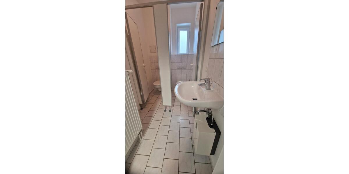Gewerbeobjekt Halle (Saale) Büschdorf - 590&euro; | Angebot:26260923