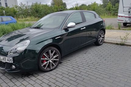 Alfa Romeo Giulietta 60.000 km 20.100 &euro; Halle/S. 06108