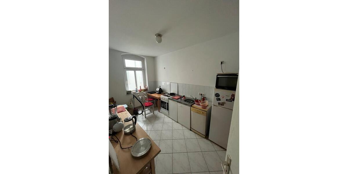 Etagenwohnung Halle (Saale) Damaschkestraße - 2 Zimmer, 56 m&sup2;, 300&euro; | Angebot:26049079