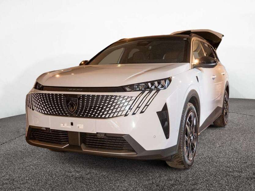 Peugeot 5008 2.000 km 43.800 € Halle 06132