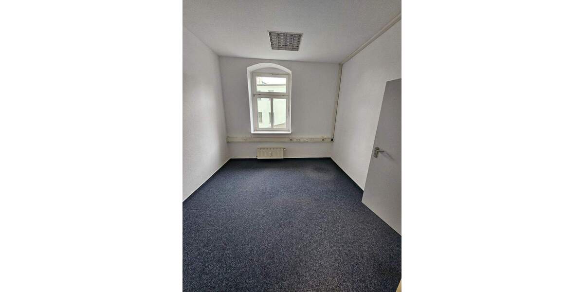 Gewerbeobjekt Halle (Saale) Innenstadt - 1 Zimmer, 210 m&sup2;, 1.175&euro; | Angebot:24793249