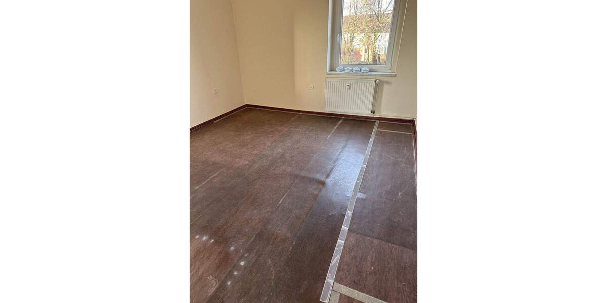 Etagenwohnung Bitterfeld-Wolfen Bitterfeld - 3 Zimmer, 65 m&sup2;, 50.000&euro; | Angebot:24610759