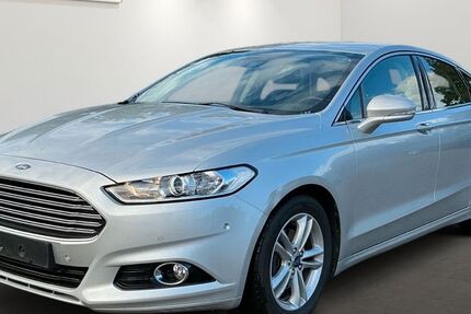 Ford Mondeo 52.370 km 9.999 € Brehna 06796