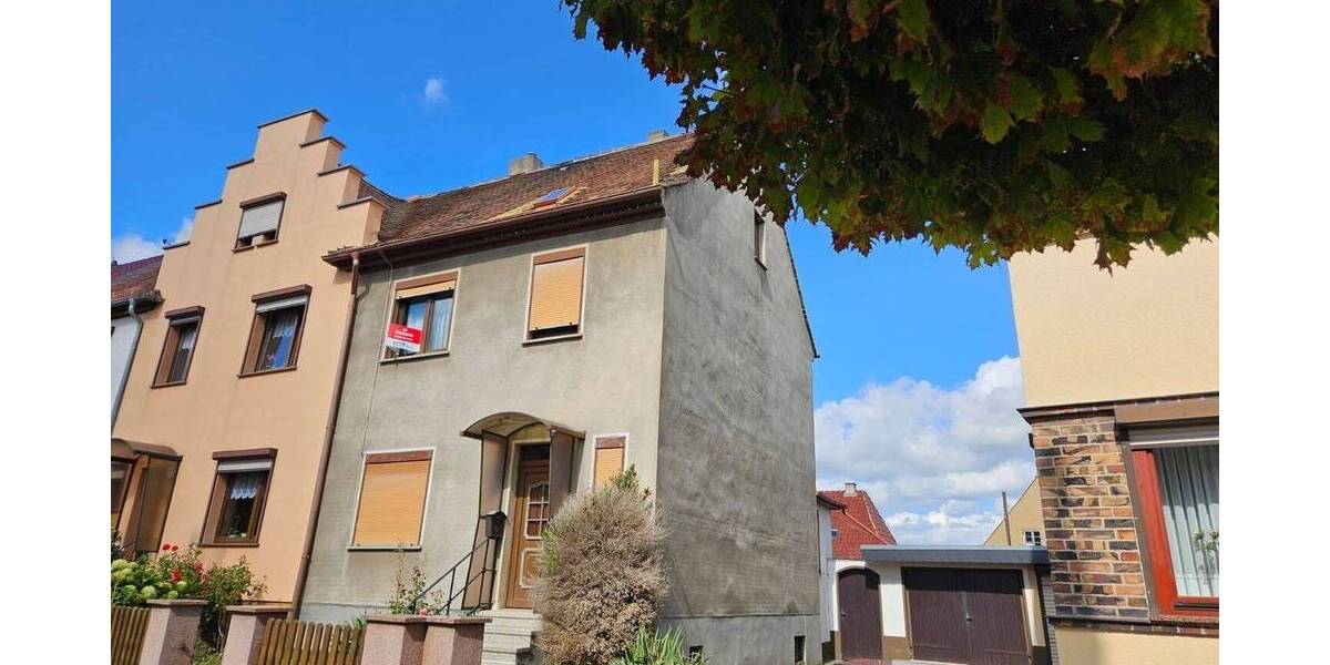 Reihenendhaus Lutherstadt Eisleben - 4 Zimmer, 97 m&sup2;, 59.500&euro; | Angebot:24051740
