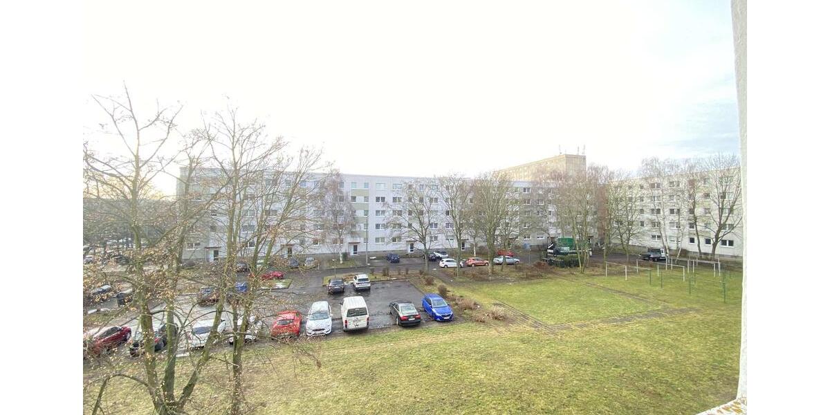 Etagenwohnung Halle (Saale) Halle-Neustadt - 3 Zimmer, 57 m&sup2;, 339&euro; | Angebot:25990019