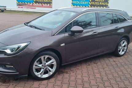 Opel Astra 216.000 km 5.800 &euro; Halle/S. 06132