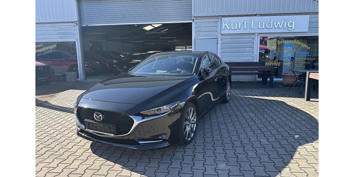 Mazda 3 34.347 km 21.990 &euro; Halle 06126