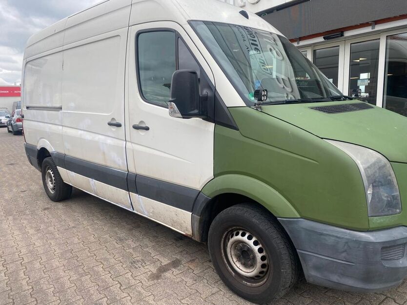 VW Crafter 284.000 km 5.900 € Halle/Saale 06116