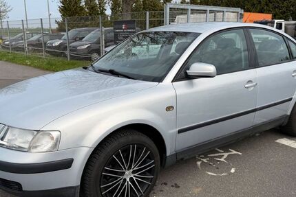 VW Passat 211.400 km 900 &euro; Bitterfeld-Wolfen Ot Bobbau 06766