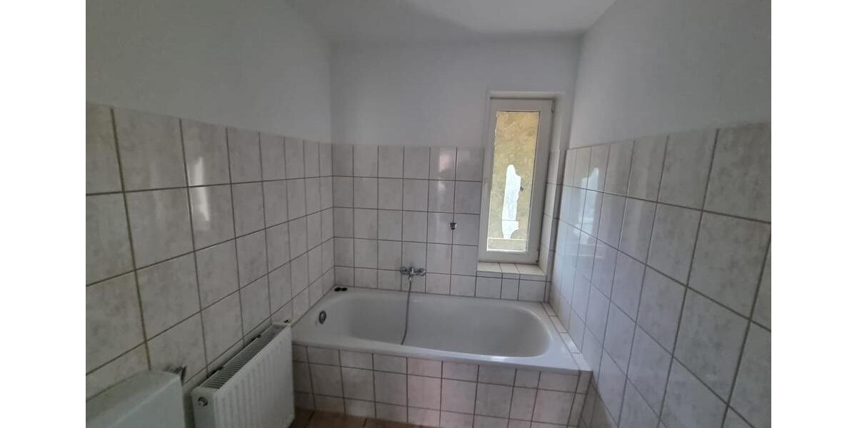 Etagenwohnung Köthen (Anhalt) - 4 Zimmer, 84 m&sup2;, 505&euro; | Angebot:26455890