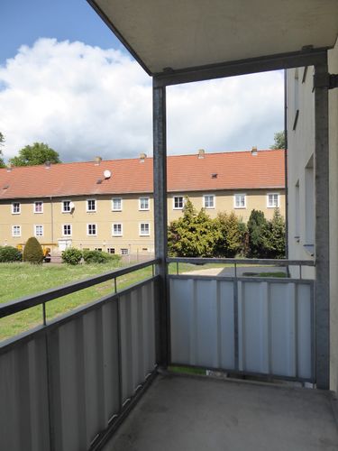 Erdgeschoßwohnung Bad Lauchstädt - 2 Zimmer, 43 m&sup2;, 279&euro; | Angebot:26252572