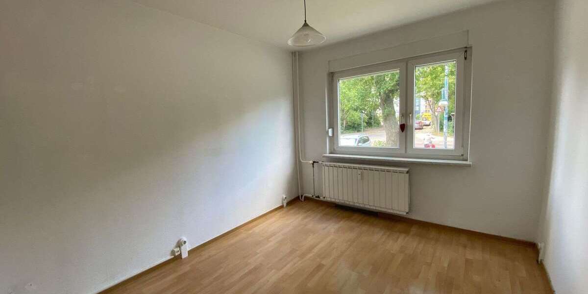 Etagenwohnung Halle (Saale) Halle-Neustadt - 3 Zimmer, 54 m&sup2;, 319&euro; | Angebot:26941971