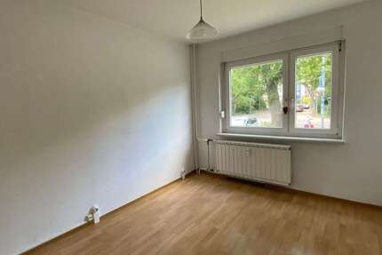 Wohnung Halle (Saale) Halle-Neustadt - 3 Zimmer, 54 m&sup2;, 319&euro; | Angebot:26941971