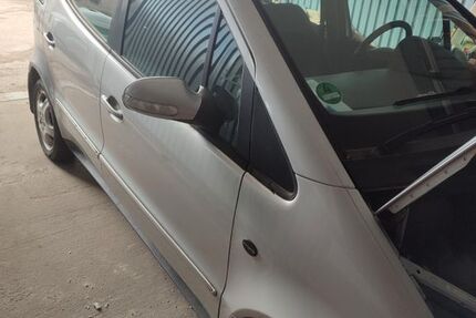 Mercedes-Benz A 160 132.000 km 3.000 &euro; Bad Dürrenberg 06231