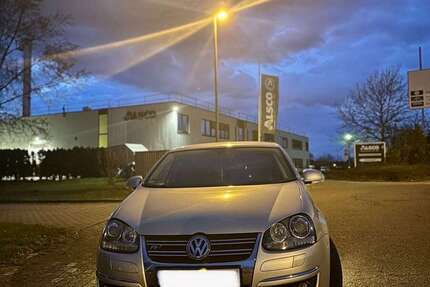 VW Jetta 166.000 km 5.550 € Merseburg 06217