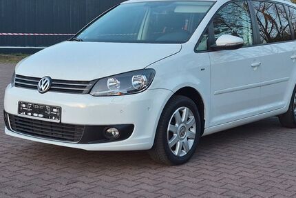 VW Touran 100.000 km 11.000 &euro; Halle 06116