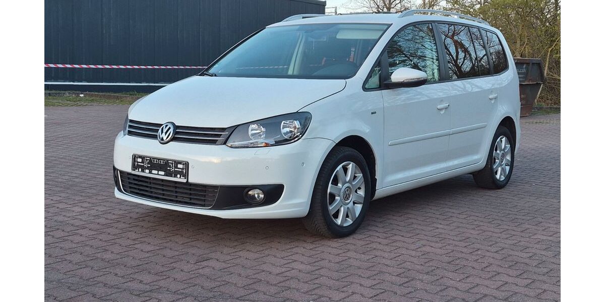 VW Touran 100.000 km 11.000 &euro; Halle 06116