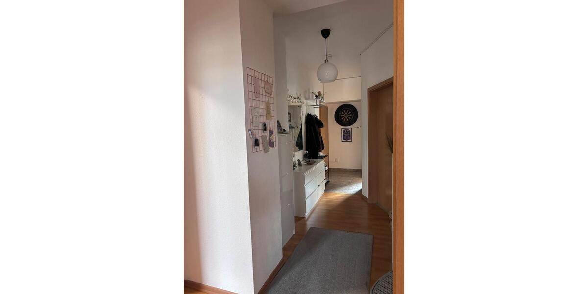 Etagenwohnung Halle (Saale) Damaschkestraße - 3 Zimmer, 82 m&sup2;, 785&euro; | Angebot:26300198