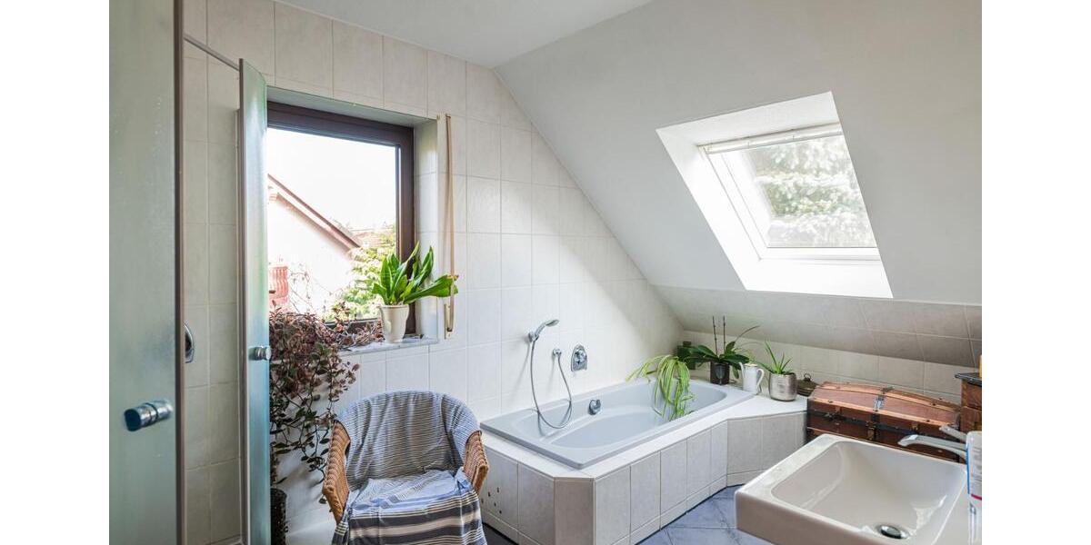 Einfamilienhaus Schkeuditz - 5 Zimmer, 140 m&sup2;, 499.000&euro; | Angebot:25852471