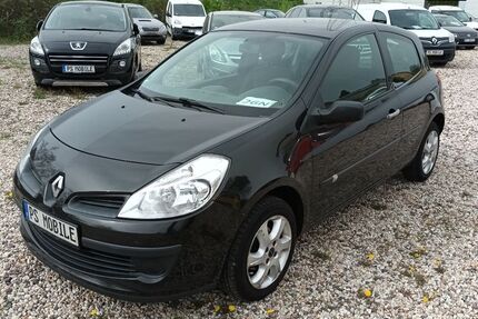 Renault Clio 190.000 km 2.200 &euro; Sandersdorf-Brehna 06792