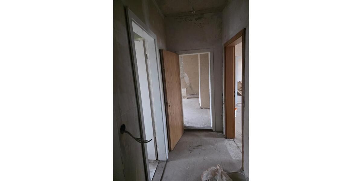 Mehrfamilienhaus, Wohnhaus Eisleben (Lutherstadt) - 15 Zimmer, 270 m&sup2;, 65.600&euro; | Angebot:26003010