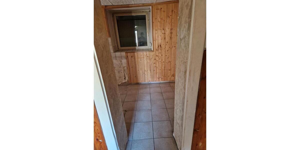 Einfamilienhaus Schkopau - 4 Zimmer, 94 m&sup2;, 89.000&euro; | Angebot:24852052