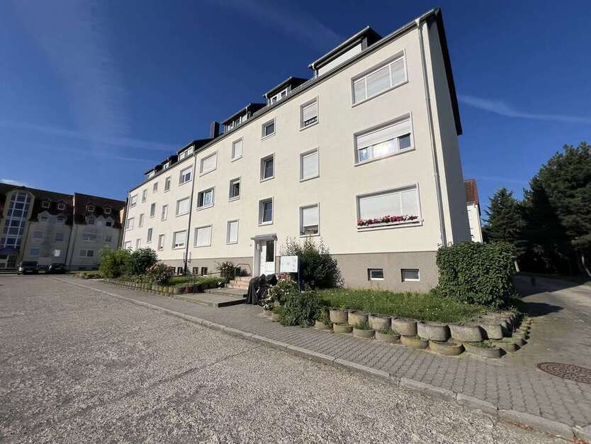 Wohnung zum Kaufen in Rackwitz OT Zschortau 74.600 € 53.26 m²