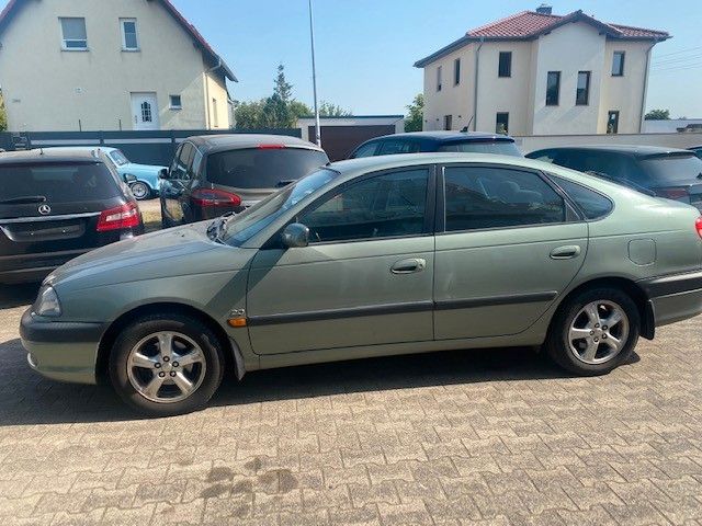 Avensis