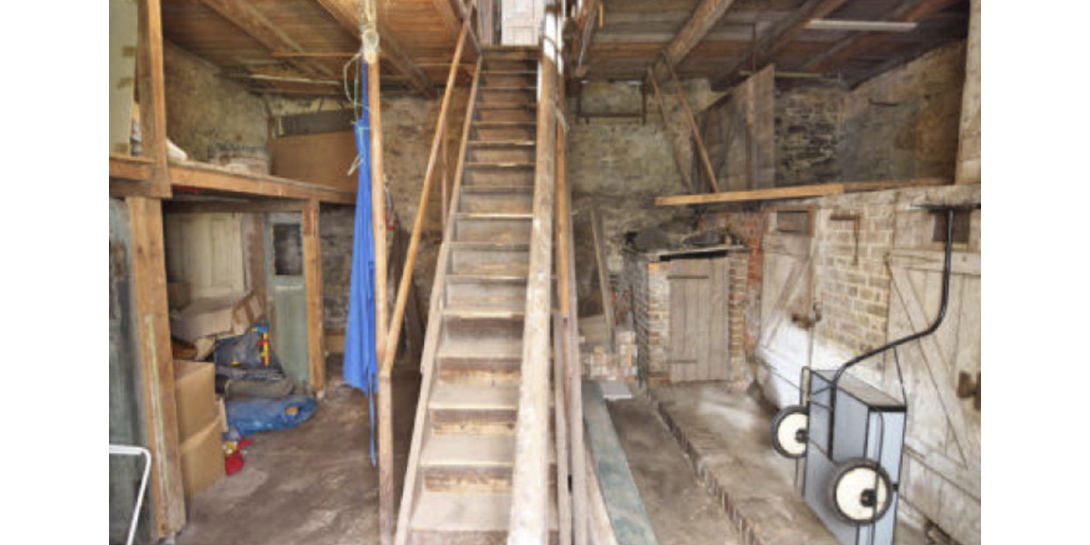 Einfamilienhaus Querfurt - 8 Zimmer, 220 m&sup2;, 72.999&euro; | Angebot:25279749