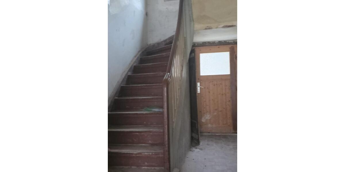 Mehrfamilienhaus, Wohnhaus Eisleben (Lutherstadt) - 15 Zimmer, 270 m&sup2;, 65.600&euro; | Angebot:26003010