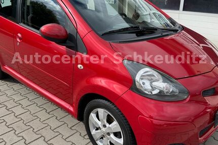 Toyota Aygo (X) 100.000 km 5.555 &euro; Schkeuditz 04435