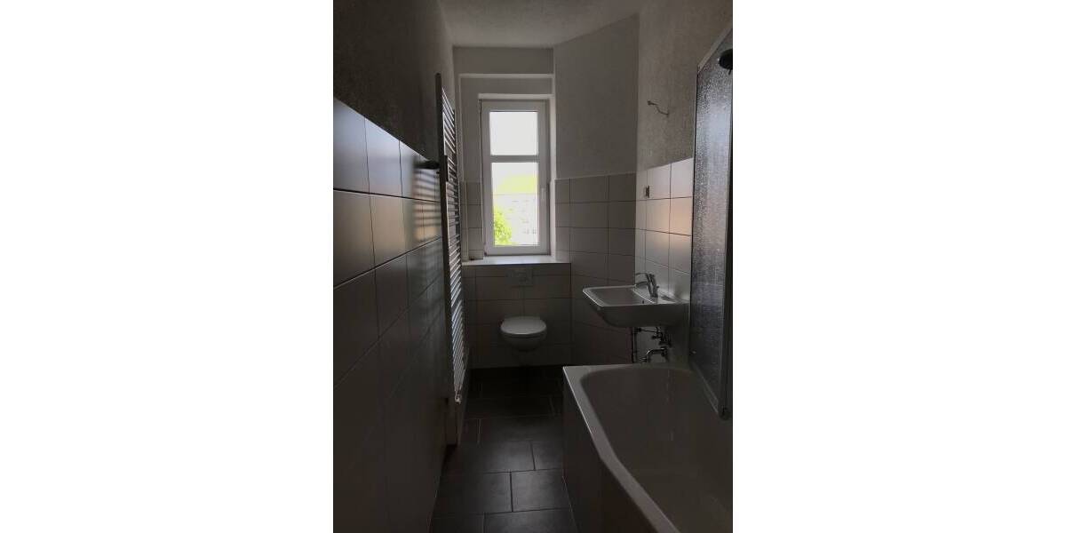 Etagenwohnung Bad Dürrenberg - 3 Zimmer, 89 m&sup2;, 560&euro; | Angebot:26796348