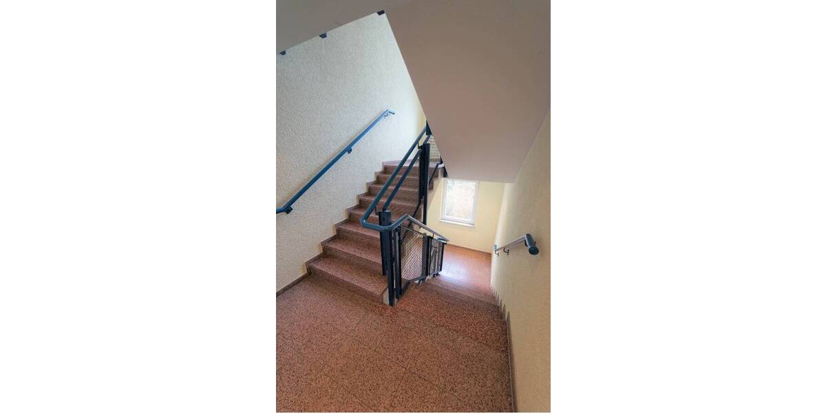 Etagenwohnung Lützen - 2 Zimmer, 63 m&sup2;, 105.000&euro; | Angebot:25928589