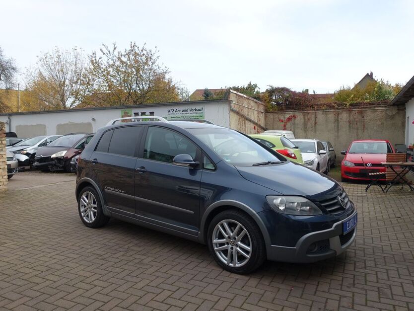 VW Golf 167.400 km 2.680 € Halle / Saale 06116