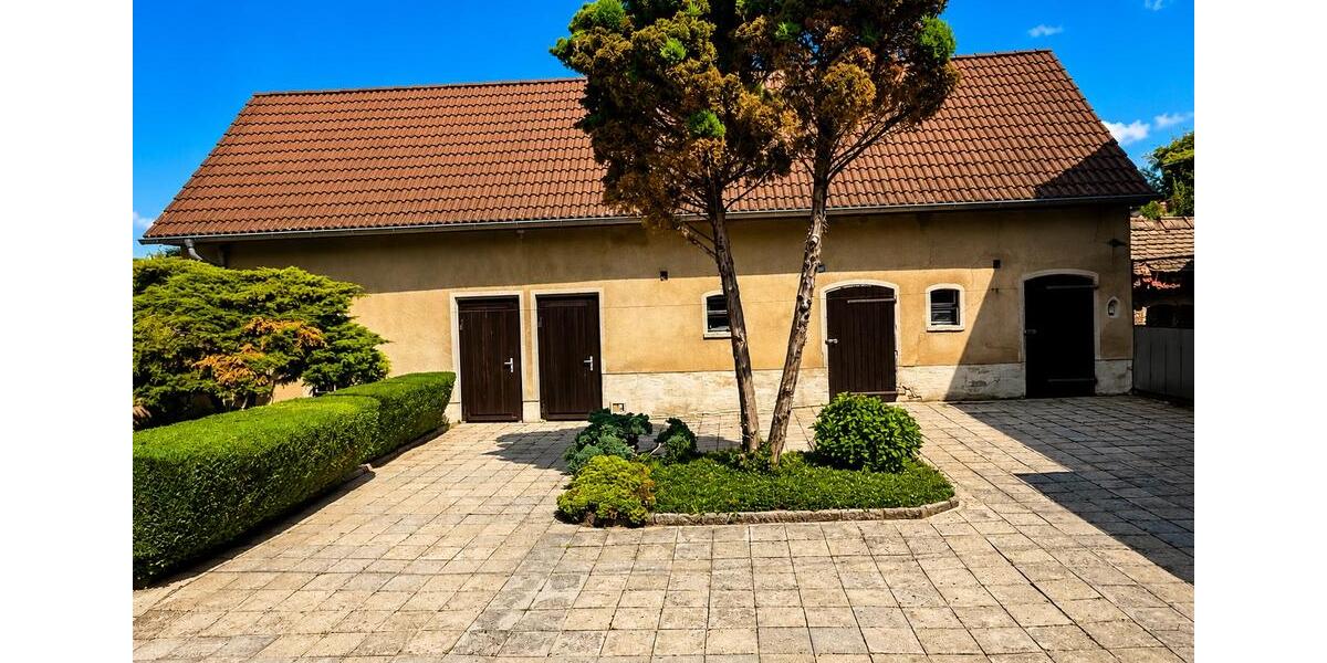Mehrfamilienhaus, Wohnhaus Querfurt - 10 Zimmer, 196 m&sup2;, 198.000&euro; | Angebot:26705709