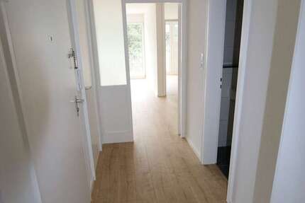 Wohnung zum Kaufen in Düsseldorf 212.000 € 61 m²