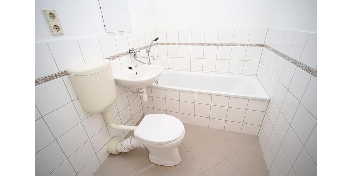 Etagenwohnung Eisleben (Lutherstadt) - 4 Zimmer, 66 m&sup2;, 283&euro; | Angebot:20829765