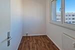 Etagenwohnung Halle (Saale) Halle-Neustadt - 4 Zimmer, 61 m&sup2;, 385&euro; | Angebot:24369292