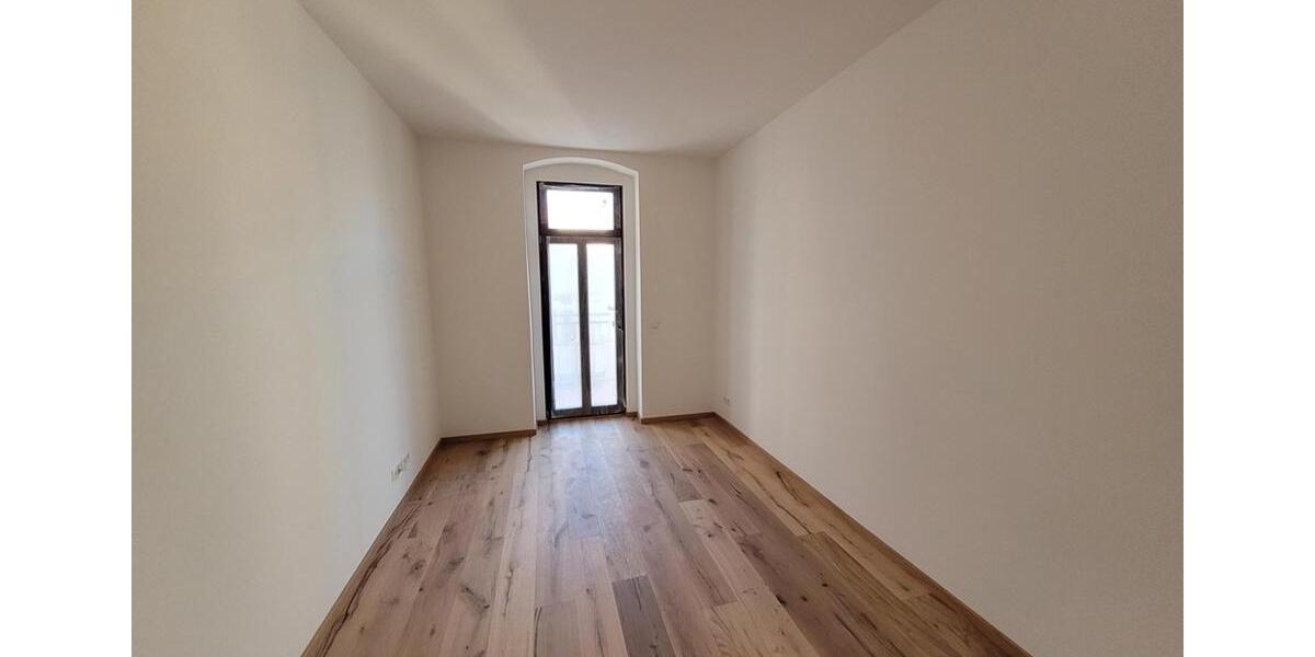 Dachgeschoßwohnung Halle (Saale) Damaschkestraße - 2 Zimmer, 72 m&sup2;, 865&euro; | Angebot:24522288