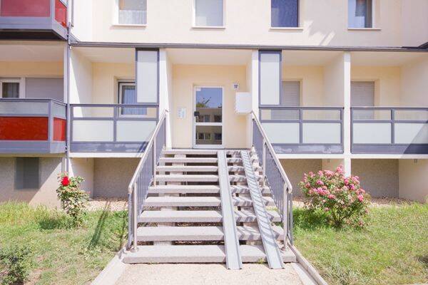 Etagenwohnung Halle (Saale) Südstadt - 4 Zimmer, 71 m&sup2;, 444&euro; | Angebot:26787611
