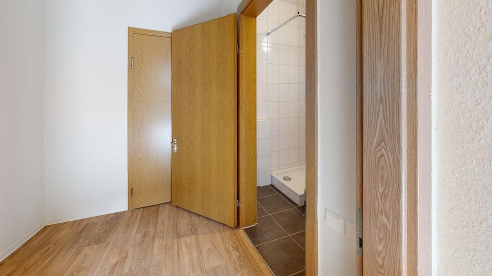 Etagenwohnung Halle (Saale) Frohe Zukunft - 1 Zimmer, 26 m&sup2;, 225&euro; | Angebot:25869818