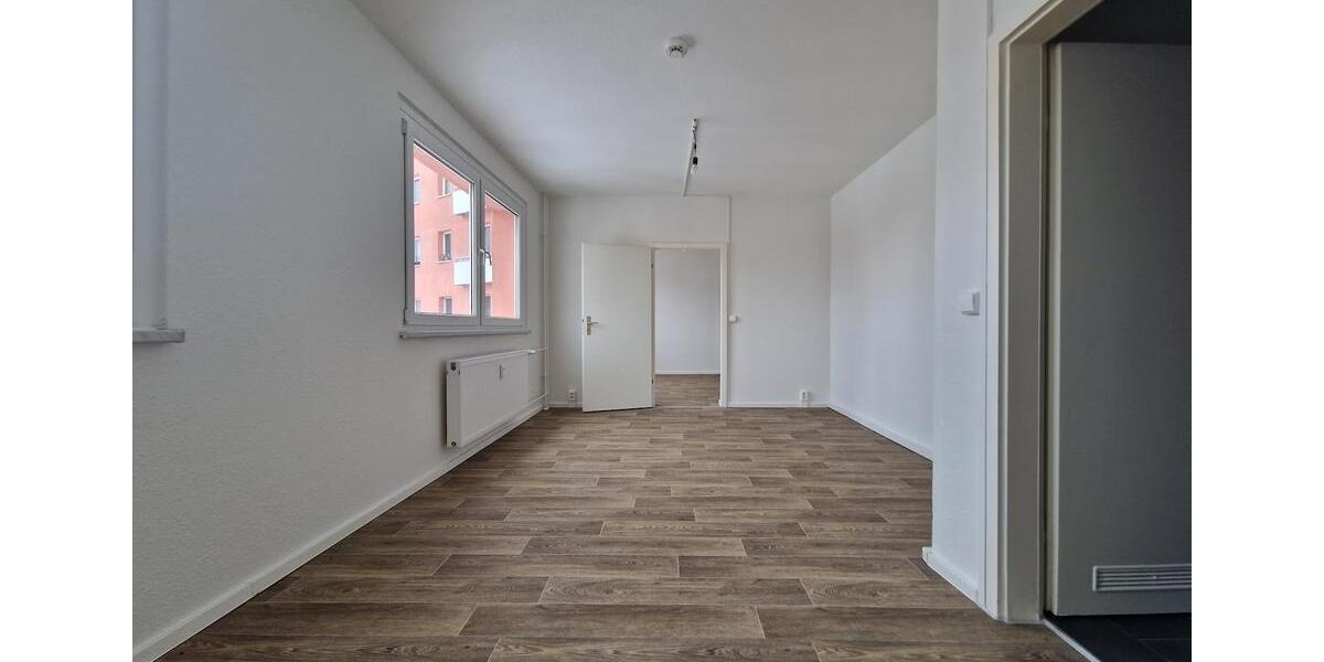 Etagenwohnung Halle (Saale) Halle-Neustadt - 2 Zimmer, 54 m&sup2;, 282&euro; | Angebot:24353175