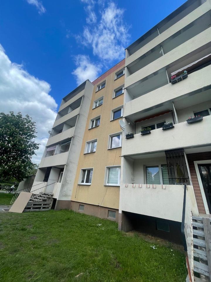 Modernisiertes Wohnglück- Stilvoll sanierte 3 RaumWohnungen !