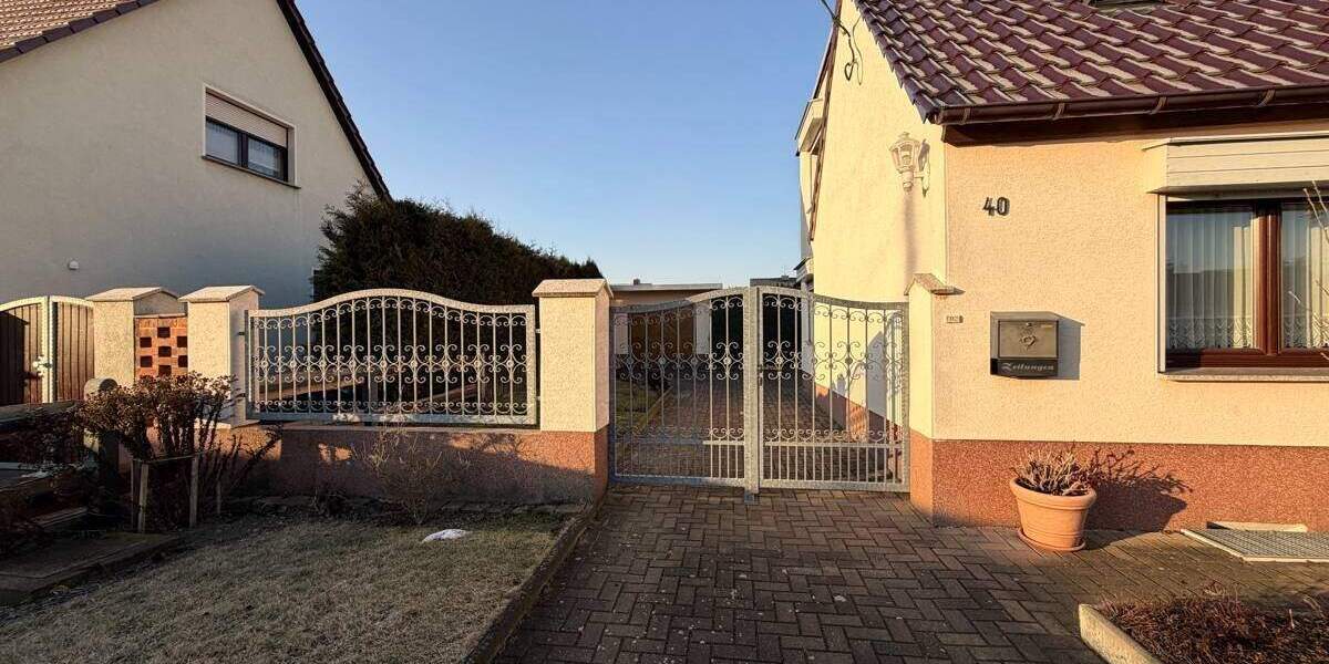 Doppelhaushälfte Sandersdorf-Brehna Sandersdorf - 6 Zimmer, 118 m&sup2;, 150.000&euro; | Angebot:24760765