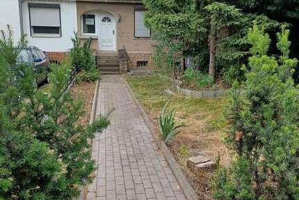 Haus Teutschenthal - 5 Zimmer, 70 m&sup2;, 12.000&euro; | Angebot:25271208